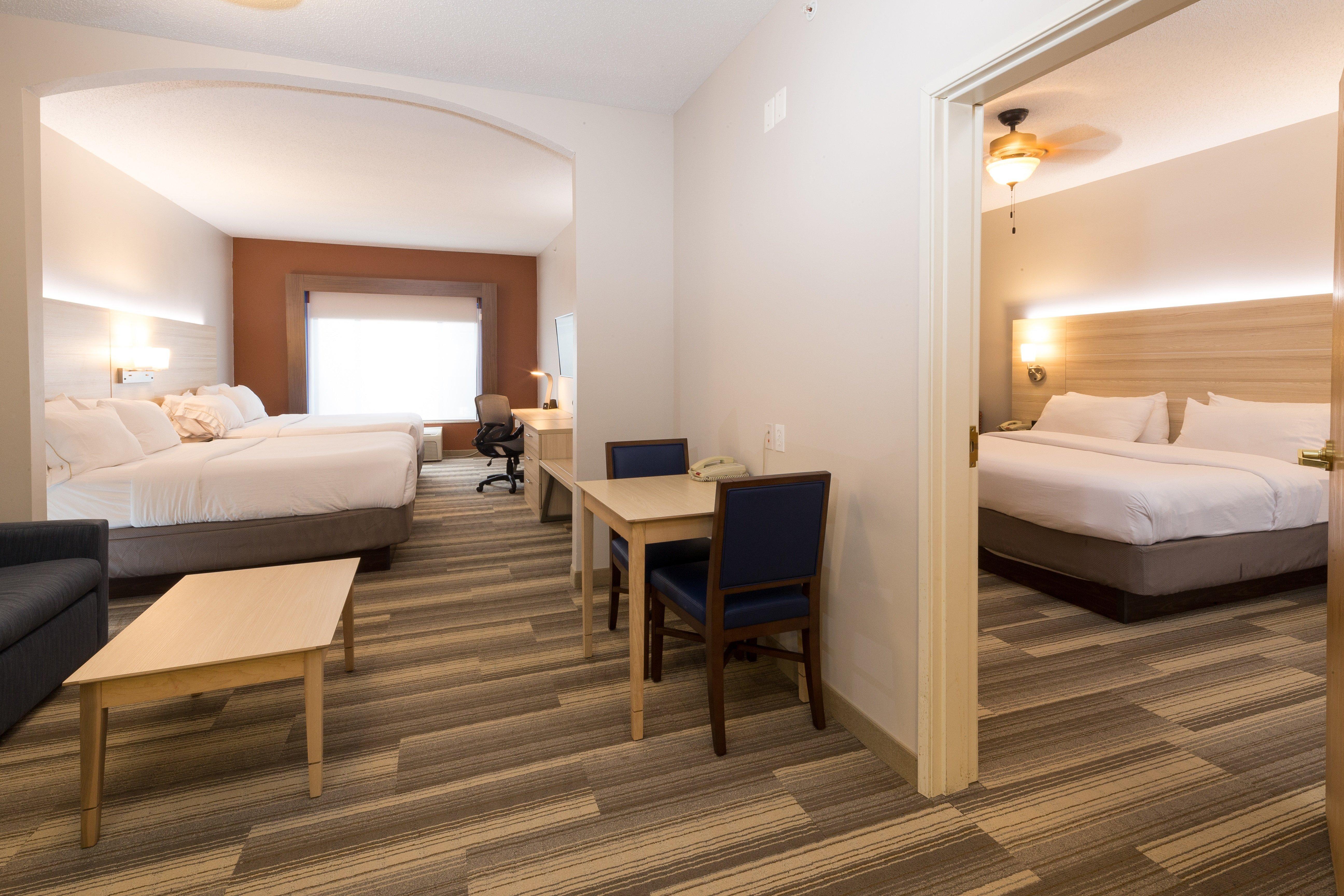 Holiday Inn Express Hotel & Suites Grand Blanc By Ihg Extérieur photo