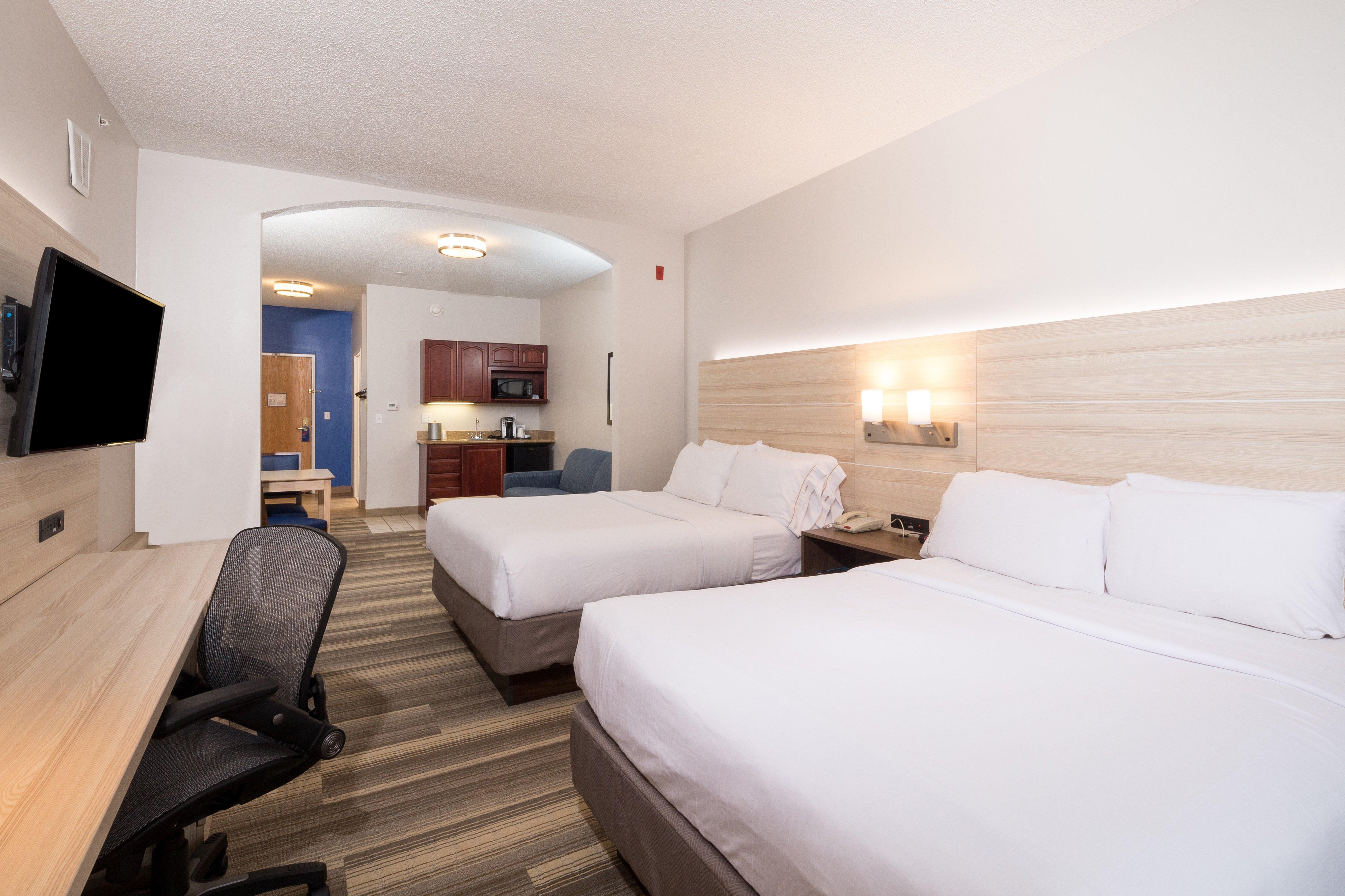 Holiday Inn Express Hotel & Suites Grand Blanc By Ihg Extérieur photo