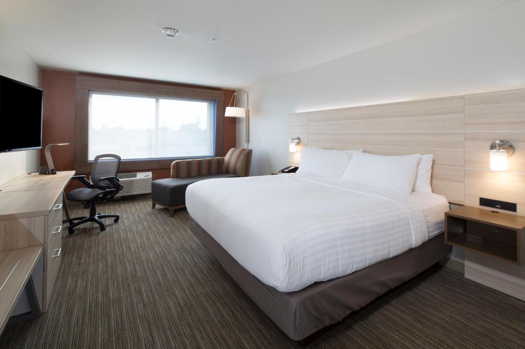 Holiday Inn Express Hotel & Suites Grand Blanc By Ihg Extérieur photo