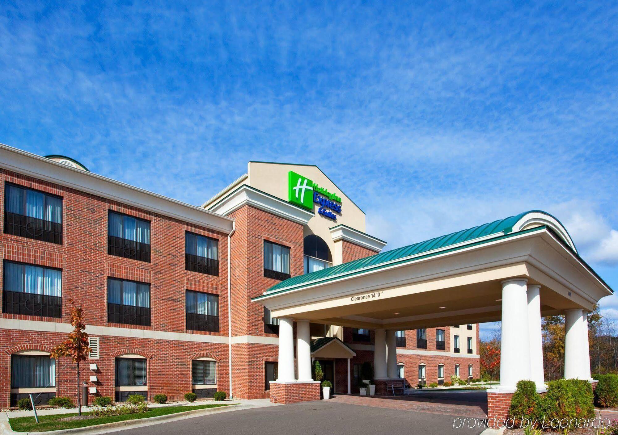 Holiday Inn Express Hotel & Suites Grand Blanc By Ihg Extérieur photo