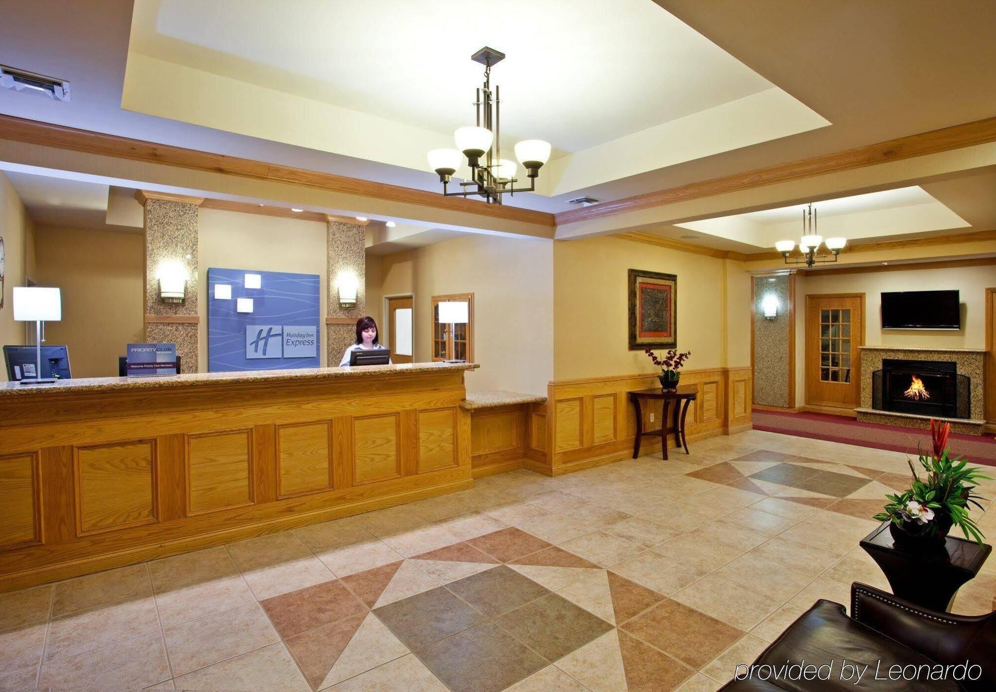 Holiday Inn Express Hotel & Suites Grand Blanc By Ihg Extérieur photo